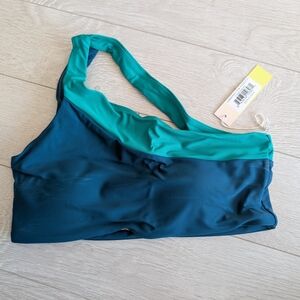 Sidestroke Bikini Top from Summersalt